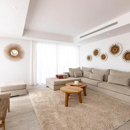 Al-1321 Alcazaba Lagoon * Estepona