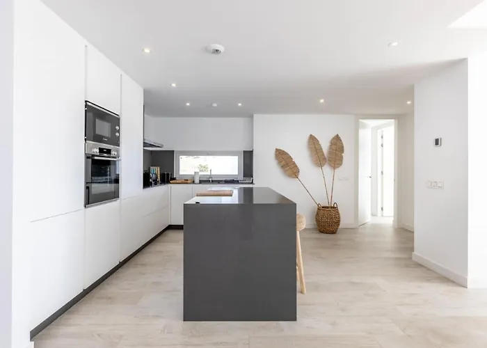 Al-1321 Alcazaba Lagoon Apartment